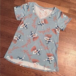 Lularoe V-Neck Tee - Hula